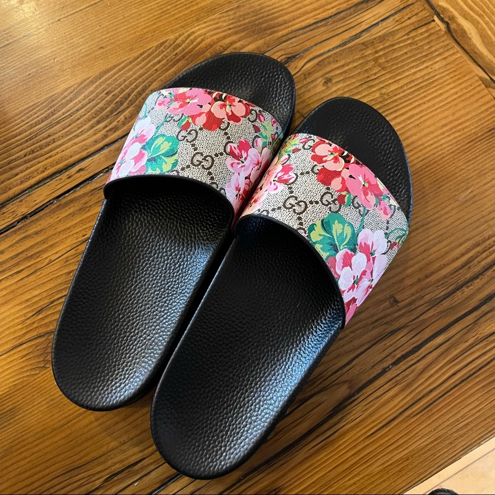Gucci slides